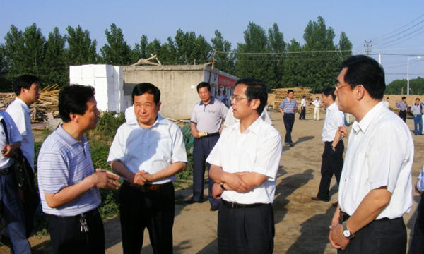 2016河南省省委副書記，組織部部長葉冬松（右二）到校視察